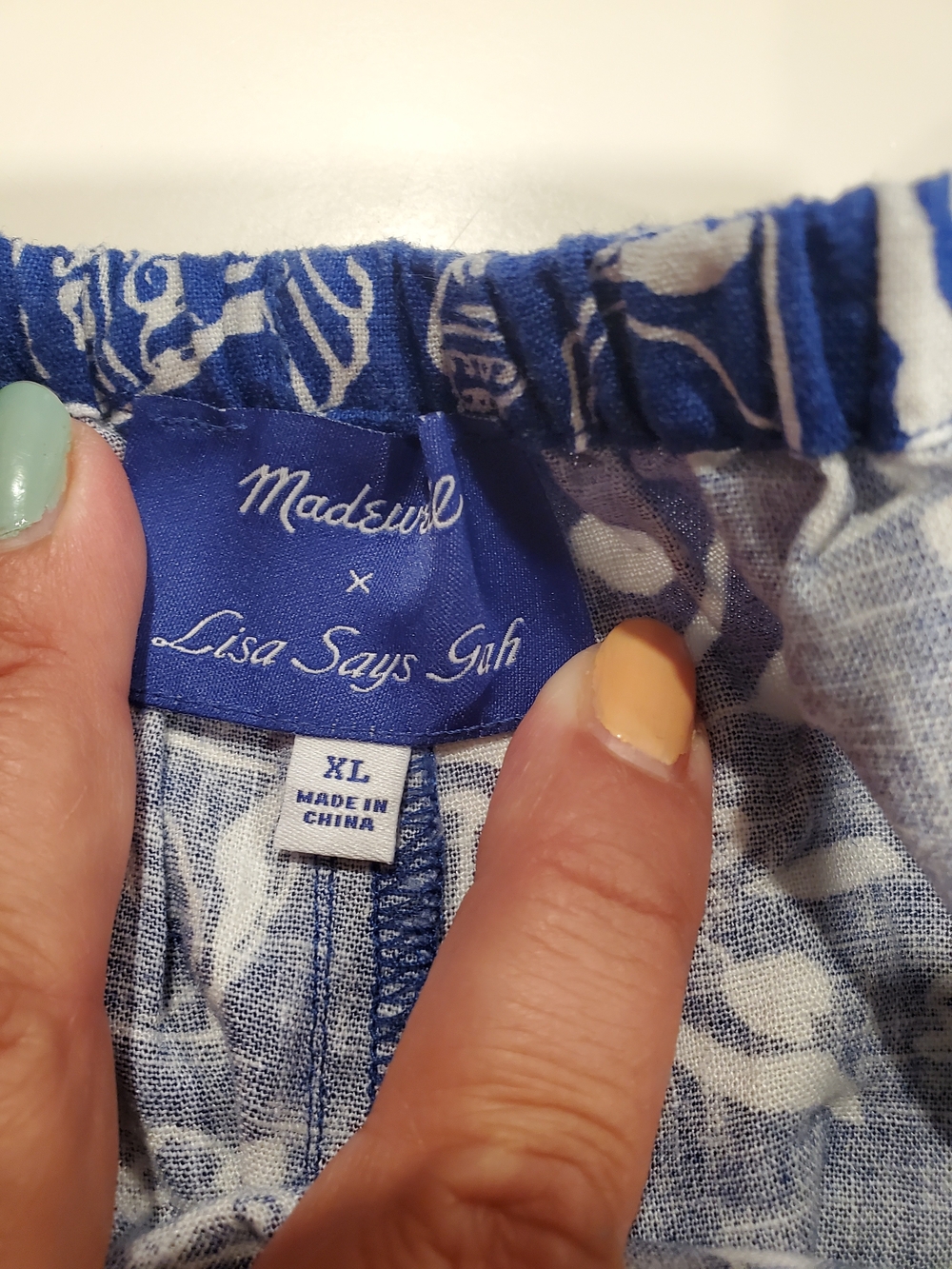 Madewell X LISA SAYS GAH Blue and White Printed Linen Shorts - Picture 2 of 5